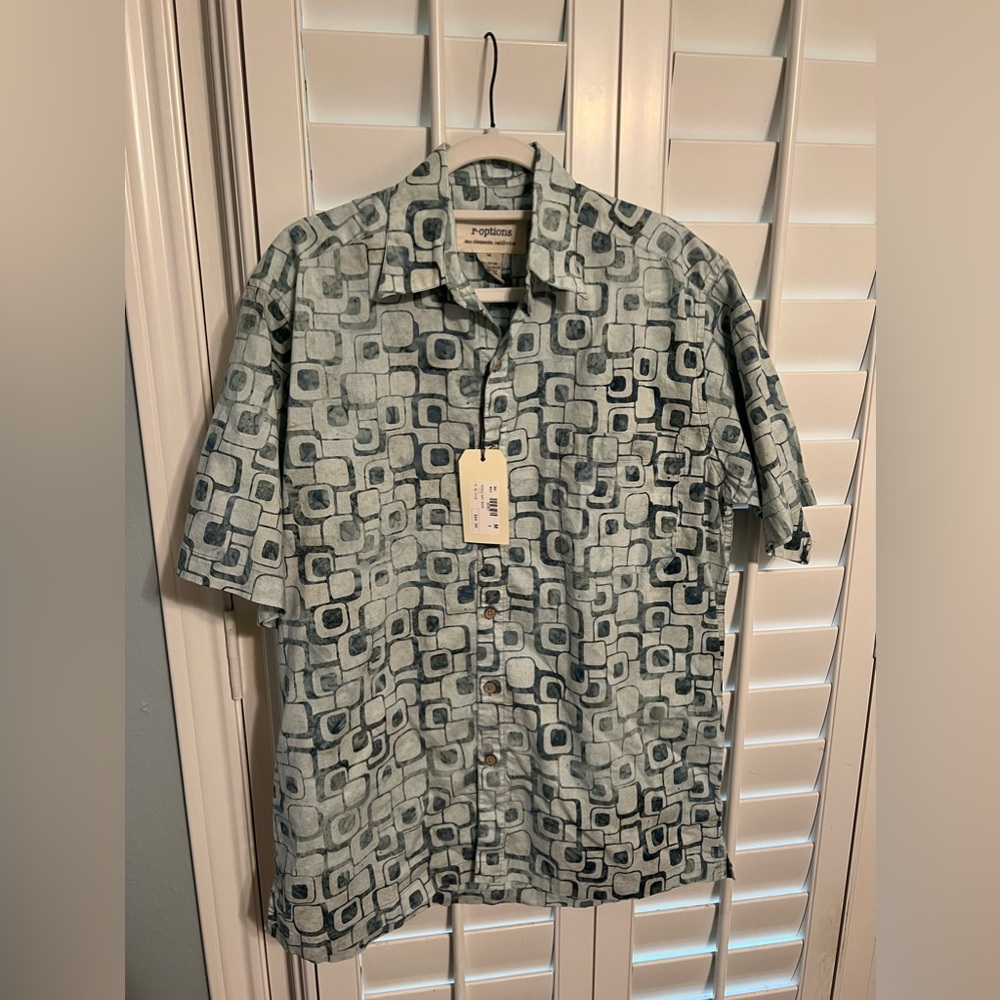 Men’s Geometric Short Sleeve Button Down Size M